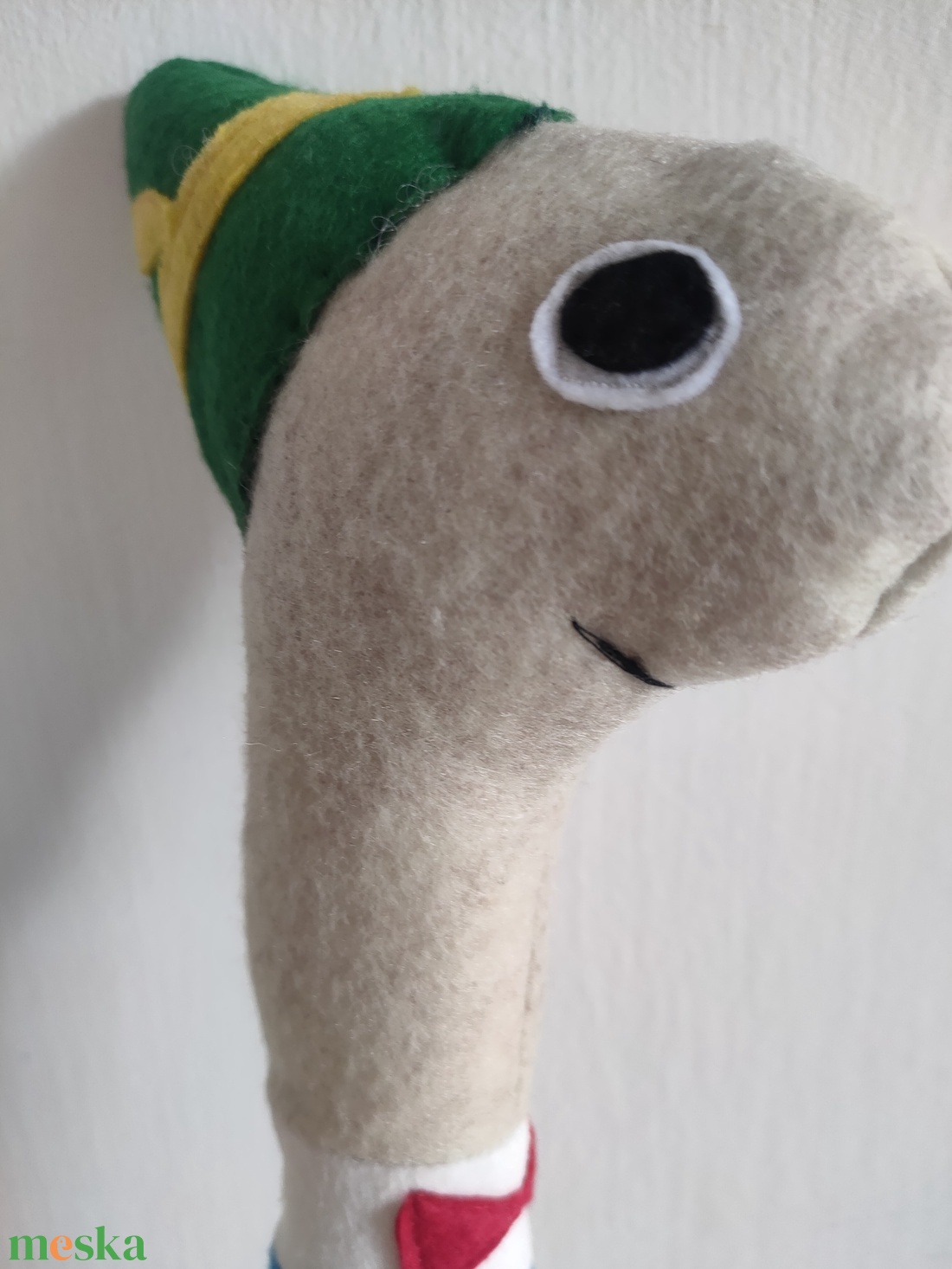 Tekergő, a Tesz-Vesz Városi Kukac - Tesz - Vesz Város lakója - Mesefigura - Tekergő a Kukac - Tekergő földigiliszta - játék & sport - plüssállat & játékfigura - plüss mesefigurák - Meska.hu