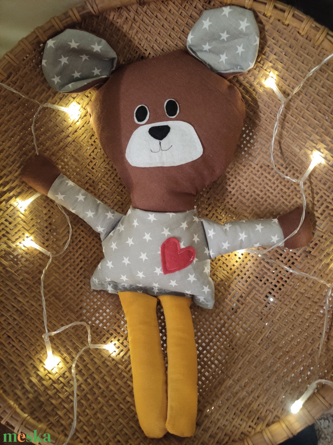 Mackó plüssfigura - Maci csillagos ruhában - puha játék állat - kézműves textil figura - egyedi játékfigura - alvós maci - játék & sport - plüssállat & játékfigura - maci - Meska.hu