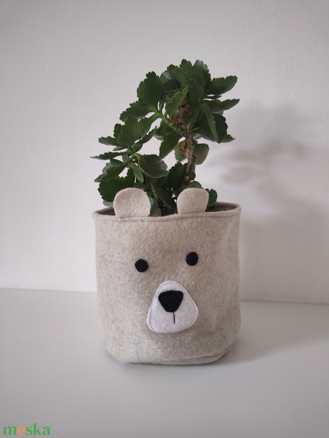 Macis tároló kosárka - állatos kaspó takaró - állat figurás gyerekszobai kosár - puha filc kaspó  - otthon & életmód - tárolás & rendszerezés - tárolókosár - Meska.hu