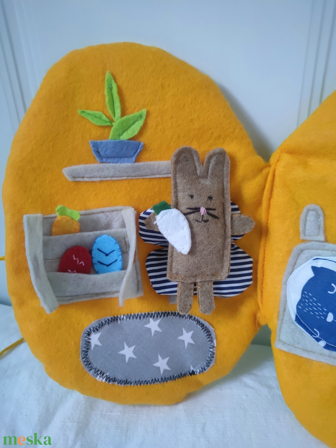 Nyuszi tojás házikóban - Húsvéti textil könyv gyerekeknek - Húsvéti csendeskönyv - Nyuszis játszókönyv - baba - mama - baba játékok - textilkönyv & babakönyv - Meska.hu