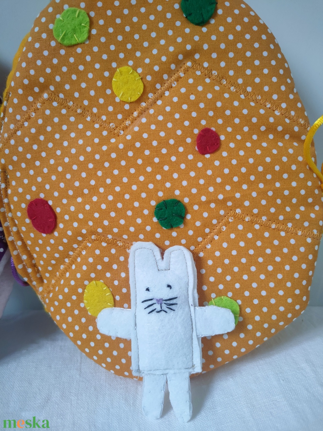 Nyuszi tojás házikóban - Húsvéti textil könyv gyerekeknek - Húsvéti csendeskönyv - Nyuszis játszókönyv - játék & sport - szerepjáték - Meska.hu