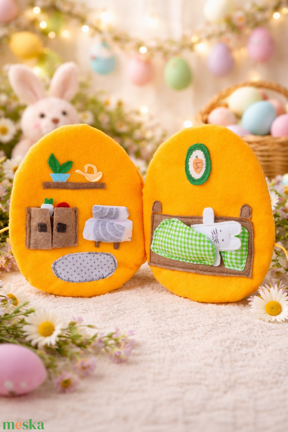 Készségfejlesztő interaktív játszókönyv Húsvéti nyuszival - Puha textil könyv -  A Nyuszi háza húsvéti csendeskönyv - játék & sport - szerepjáték - Meska.hu