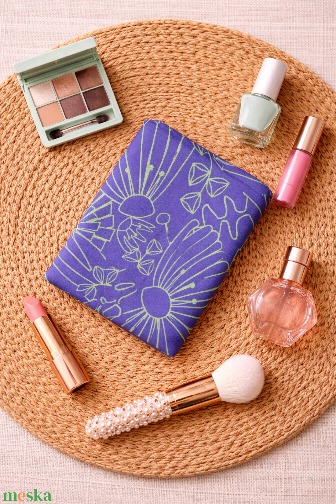 Boho Lila pénztárca - Kártyatartó - lapos neszesszer - hippi mintás piperetartó - csajos neszeszer - tolltartó lányoknak - táska & tok - pénztárca & más tok - kártyatartó & irattartó - Meska.hu