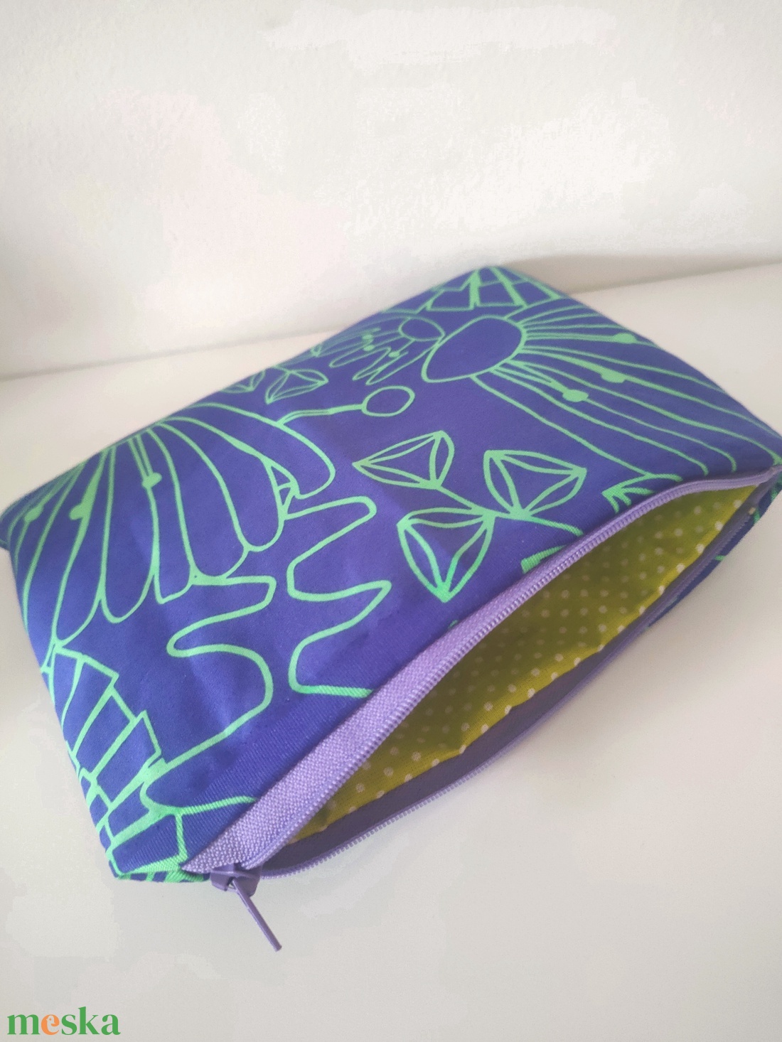 Boho Lila pénztárca - Kártyatartó - lapos neszesszer - hippi mintás piperetartó - csajos neszeszer - tolltartó lányoknak - táska & tok - pénztárca & más tok - kártyatartó & irattartó - Meska.hu