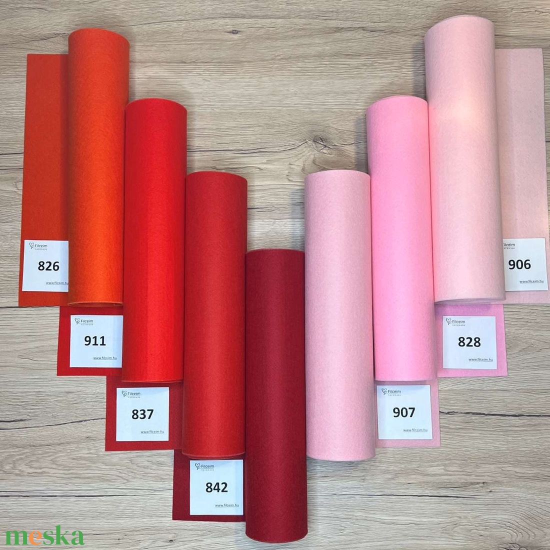 Koreai filc -  piros-rózsaszín és árnyalatai - 30 x 20 cm filclapok, ellenőrzött minőségű filc anyag kézműveskedéshez - kellékek & szerszámok - méteráru - filc - Meska.hu