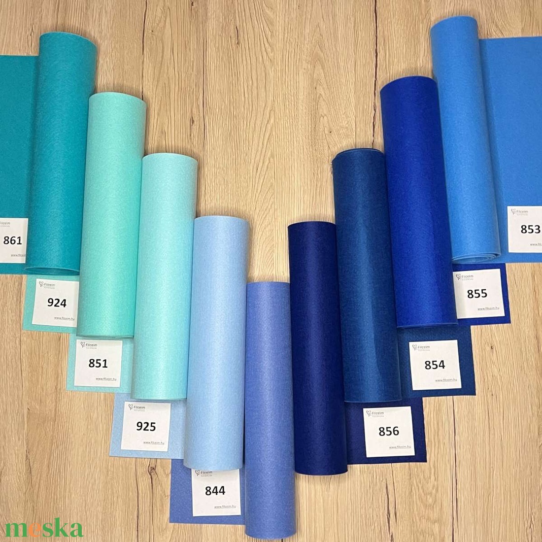 Koreai filc -  kék és lila és árnyalatai - 30 x 20 cm filclapok, a filc anyag csendeskönyvek készítésére ajánlott - kellékek & szerszámok - méteráru - filc - Meska.hu