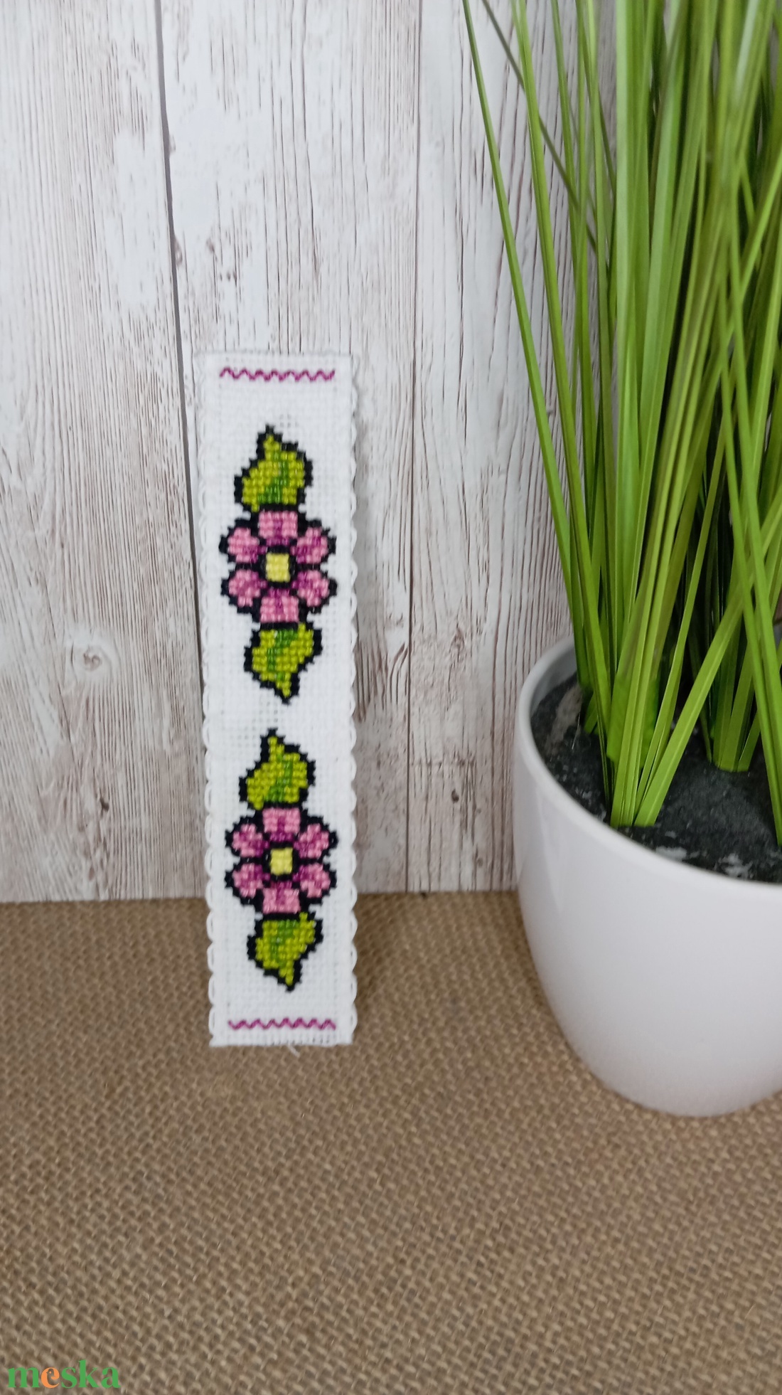 Keresztszemes könyvjelző - könyv & zene - könyvjelző - Meska.hu Keresztszemes könyvjelző - könyv & zene - könyvjelző - Meska.hu