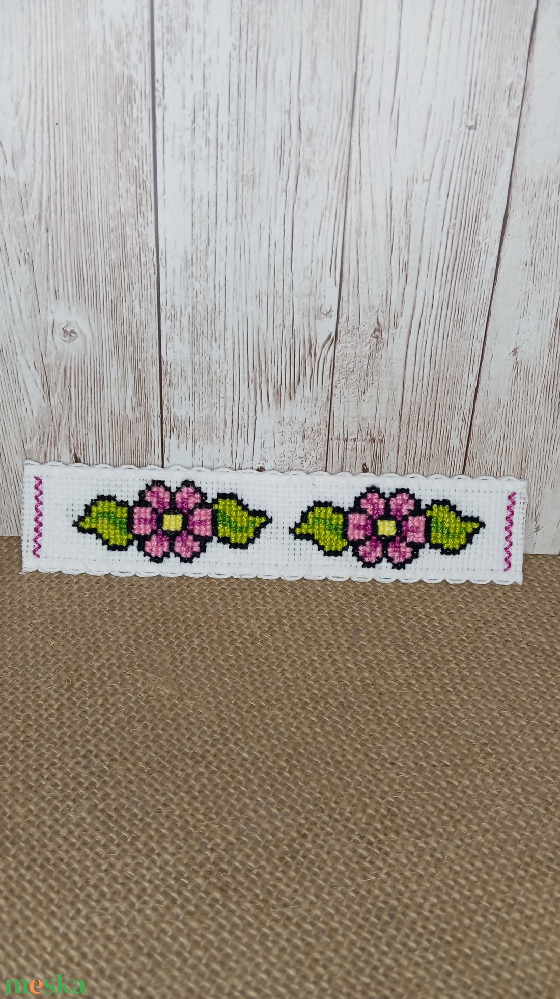 Keresztszemes könyvjelző - könyv & zene - könyvjelző - Meska.hu Keresztszemes könyvjelző - könyv & zene - könyvjelző - Meska.hu