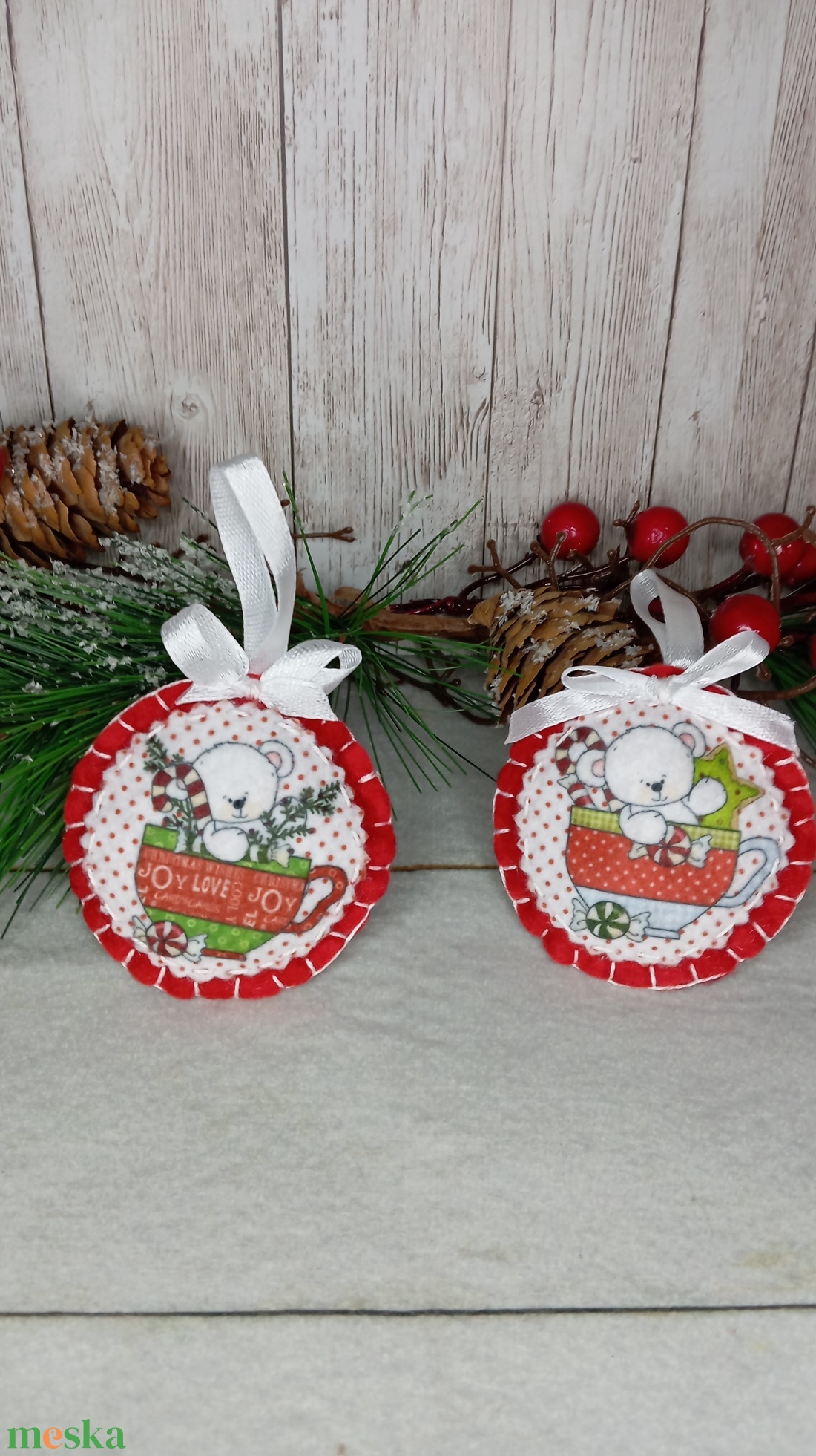 Jegesmacik csészében - karácsony - karácsonyi lakásdekoráció - karácsonyfadíszek - Meska.hu Jegesmacik csészében - karácsony - karácsonyi lakásdekoráció - karácsonyfadíszek - Meska.hu