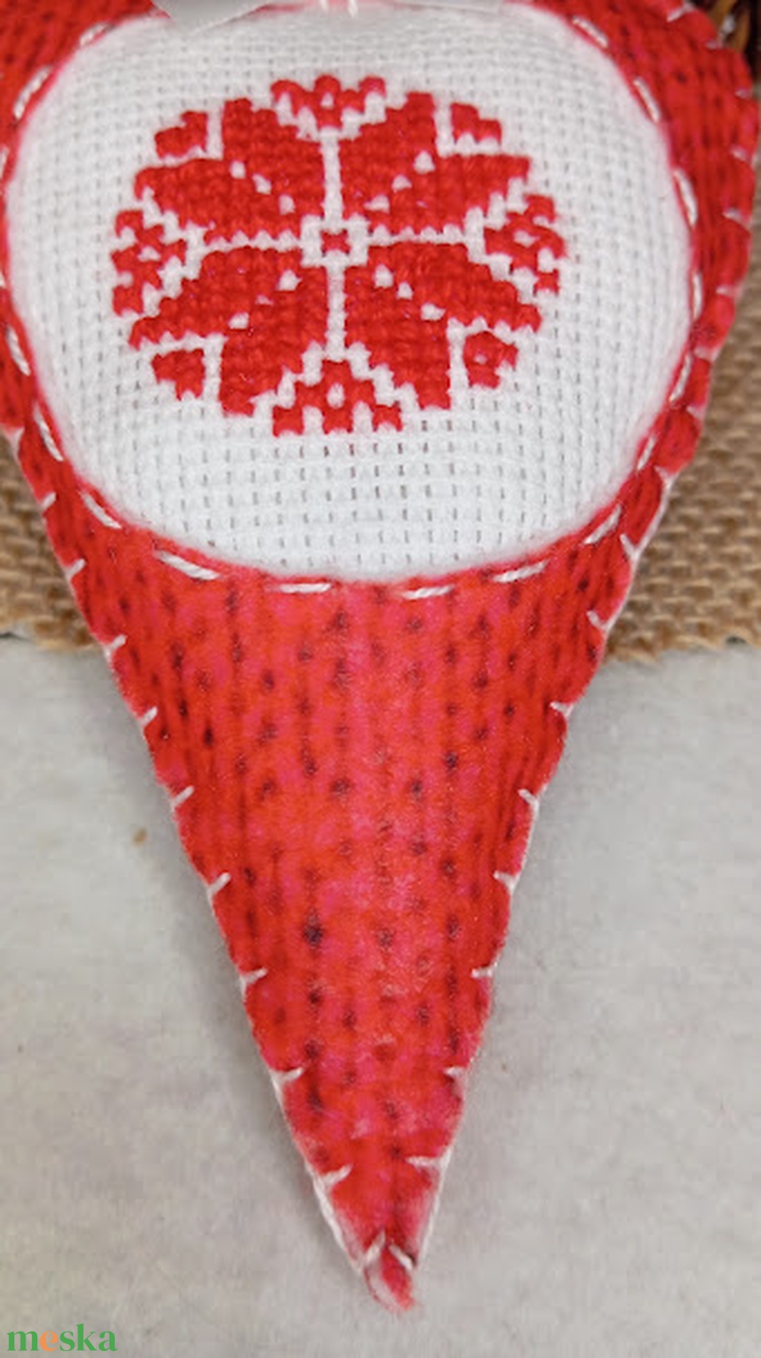 Keresztszemes fenyődísz - karácsony - karácsonyi lakásdekoráció - karácsonyfadíszek - Meska.hu