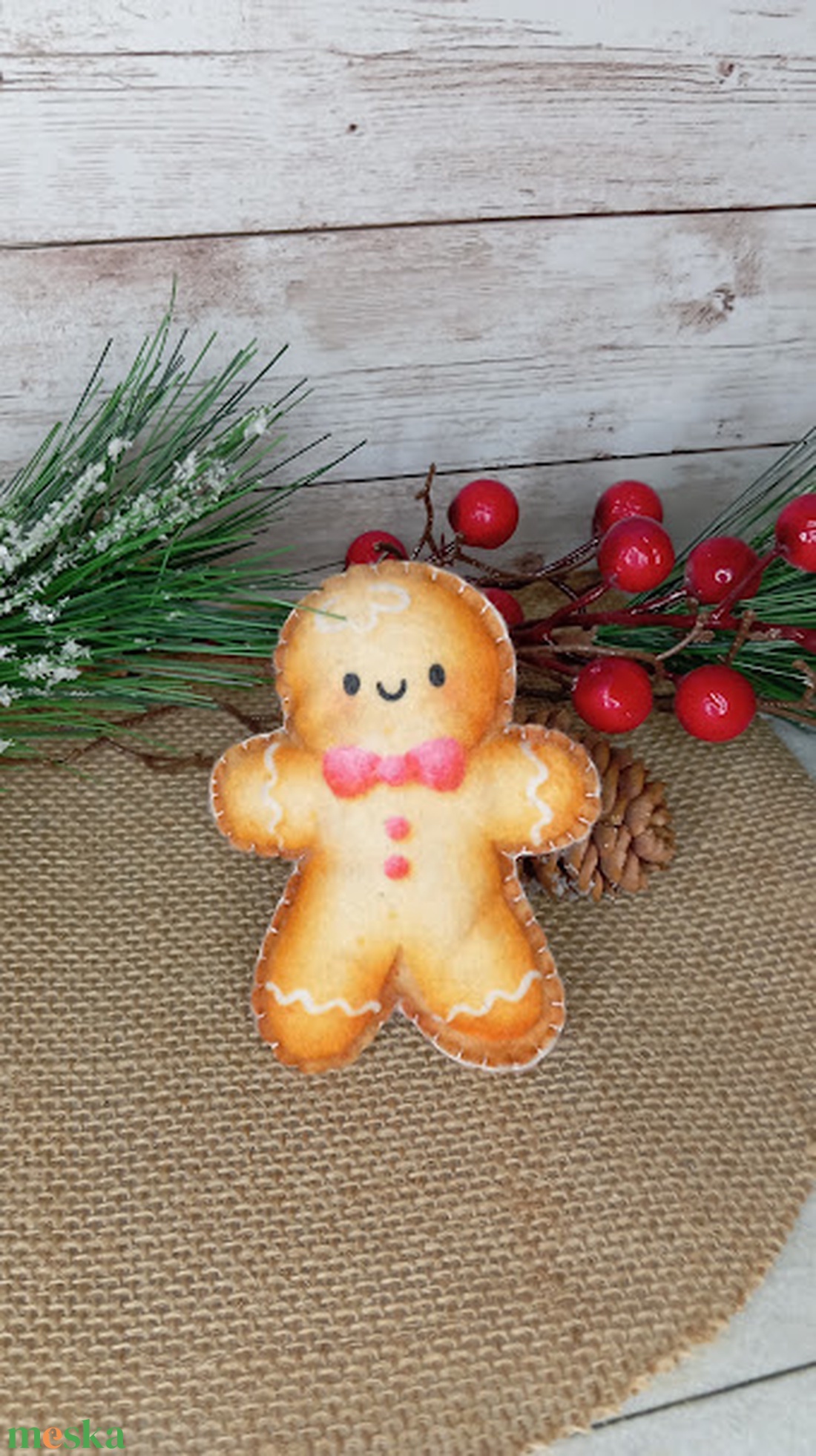 Filc mézi figura - karácsony - karácsonyi lakásdekoráció - karácsonyi manók, figurák - Meska.hu