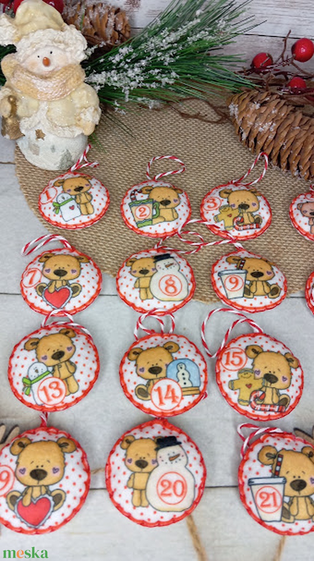 Karácsonyi macis díszek-Adventi naptárba - karácsony - karácsonyi lakásdekoráció - karácsonyfadíszek - Meska.hu