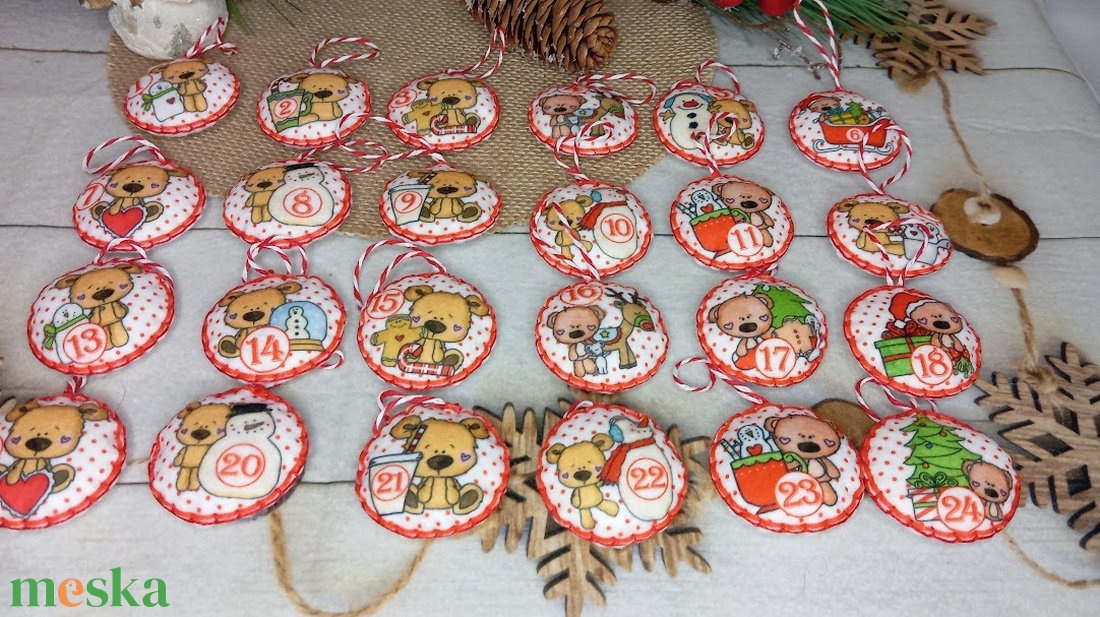 Karácsonyi macis díszek-Adventi naptárba - karácsony - karácsonyi lakásdekoráció - karácsonyfadíszek - Meska.hu