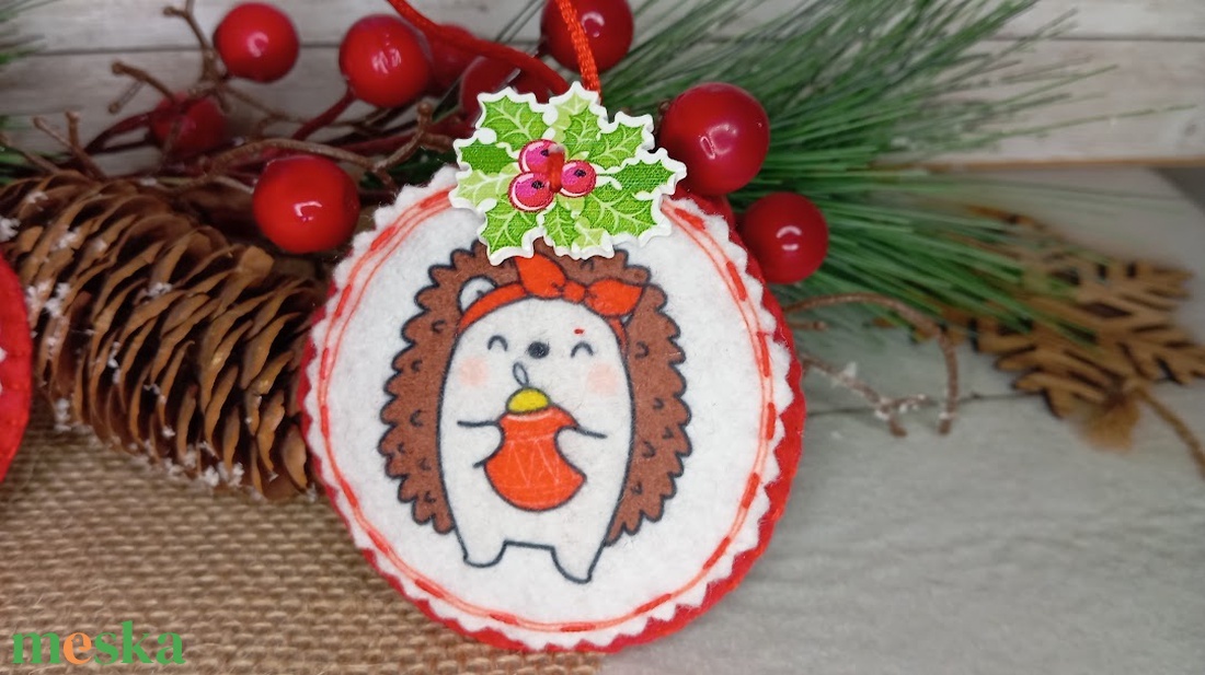 Sünis karácsonyi díszek - karácsony - karácsonyi lakásdekoráció - karácsonyfadíszek - Meska.hu