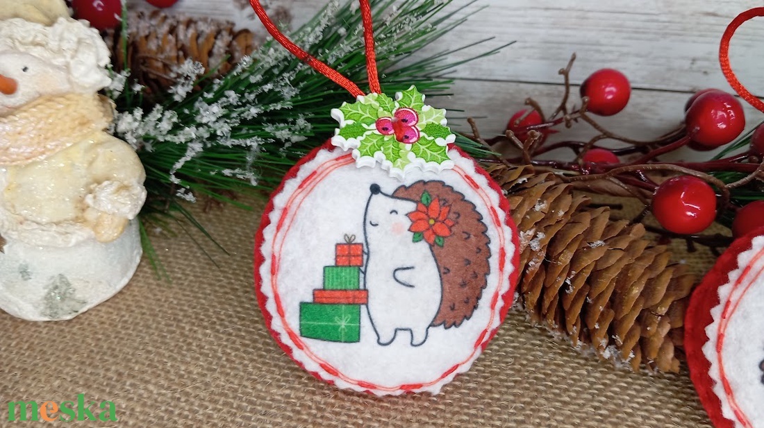 Sünis karácsonyi díszek - karácsony - karácsonyi lakásdekoráció - karácsonyfadíszek - Meska.hu
