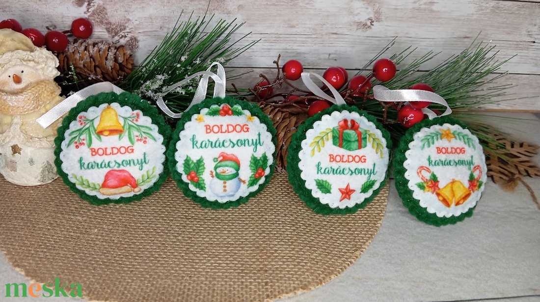 Boldog karácsony fenyődísz csomag - karácsony - karácsonyi lakásdekoráció - karácsonyfadíszek - Meska.hu