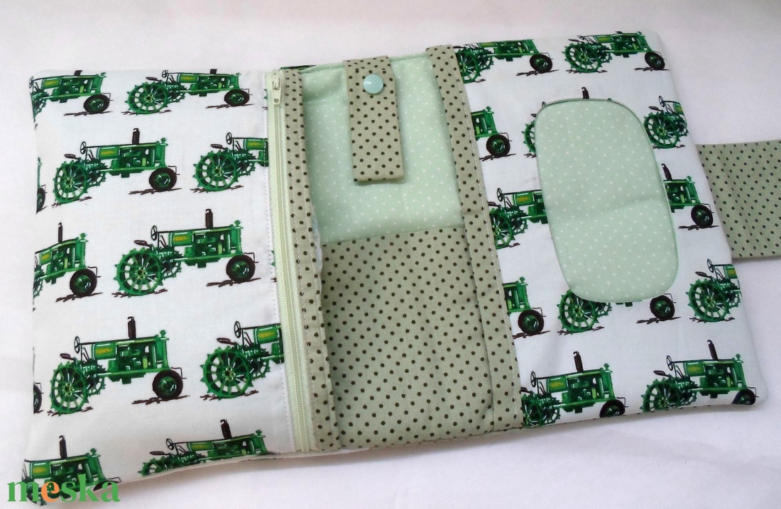 Traktoros pelenkatáska - textil pelenkarendező - táska & tok - pelenkatáska - pelenkatartó tok - Meska.hu
