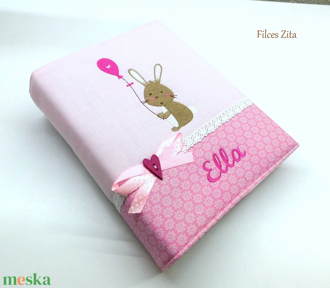 Nyuszis textil baba fotóalbum - hímzett fényképalbum névvel - babalátogatásra album - otthon & életmód - papír, írószer - album & fotóalbum - Meska.hu Nyuszis textil baba fotóalbum - hímzett fényképalbum névvel - babalátogatásra album - otthon & életmód - papír, írószer - album & fotóalbum - Meska.hu