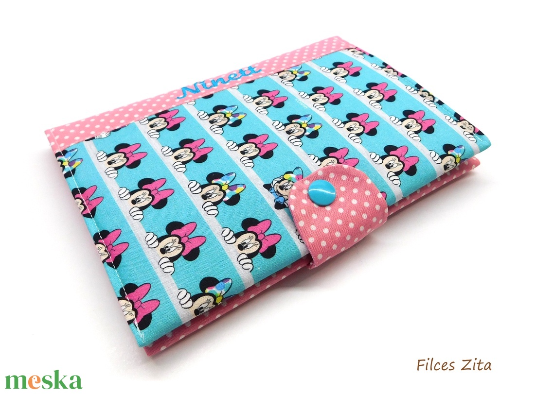 Minnie egészségügyi kiskönyv borító névhímzéssel - eü textil borító névvel - otthon & életmód - papír, írószer - egészségügyi kiskönyv borító - Meska.hu