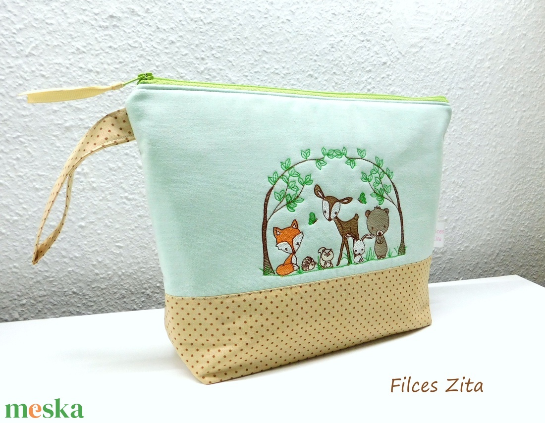 Erdei állatos pelenkatáska - cipzáros textil pelenkarendező - hímzett pelenkázó neszesszer - pelenkatartó tok - táska & tok - pelenkatáska - pelenkatartó tok - Meska.hu Erdei állatos pelenkatáska - cipzáros textil pelenkarendező - hímzett pelenkázó neszesszer - pelenkatartó tok - táska & tok - pelenkatáska - pelenkatartó tok - Meska.hu