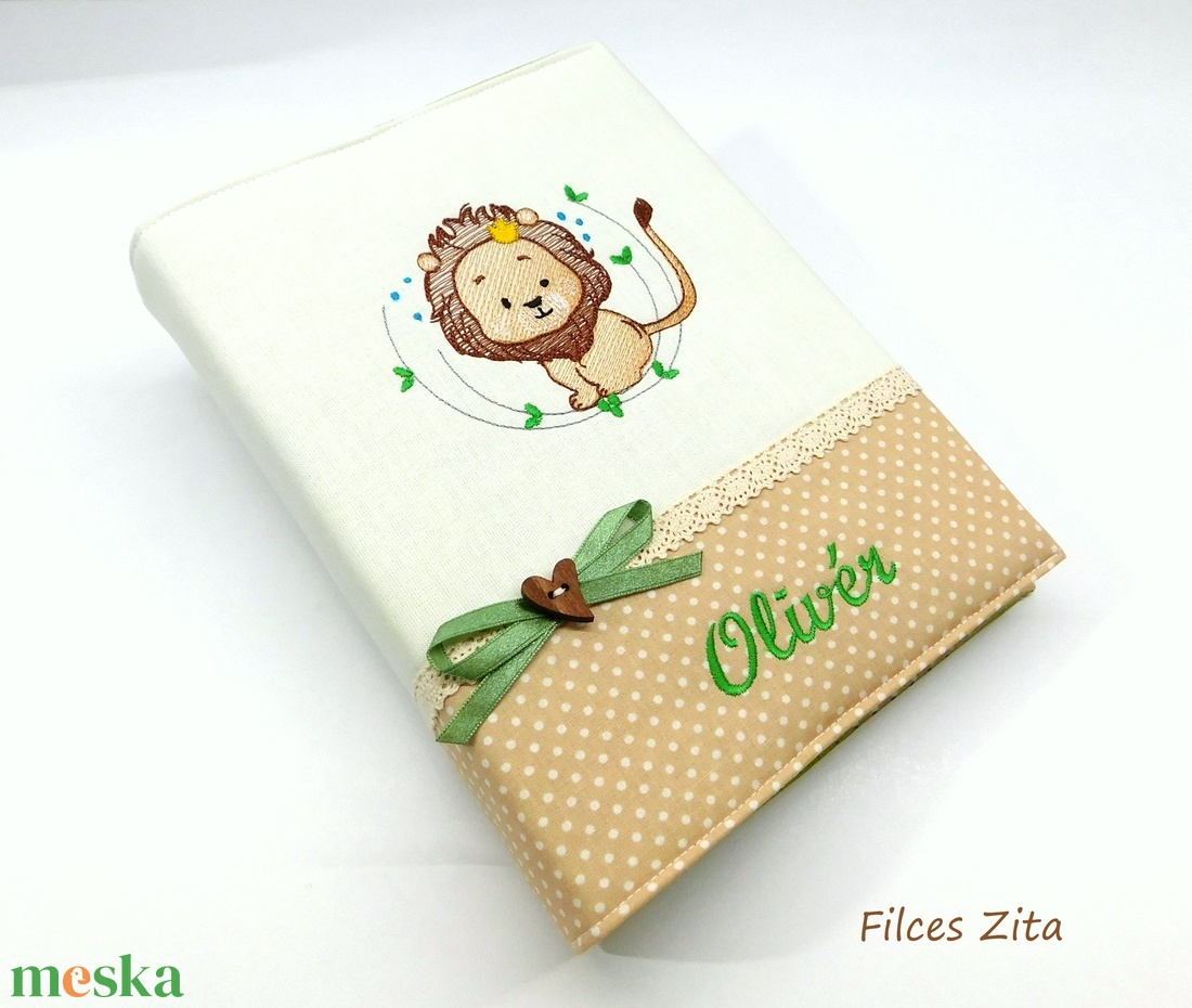 Oroszlános baba fotóalbum hímzett névvel - textil fényképalbum babáknak - otthon & életmód - papír, írószer - album & fotóalbum - Meska.hu Oroszlános baba fotóalbum hímzett névvel - textil fényképalbum babáknak - otthon & életmód - papír, írószer - album & fotóalbum - Meska.hu