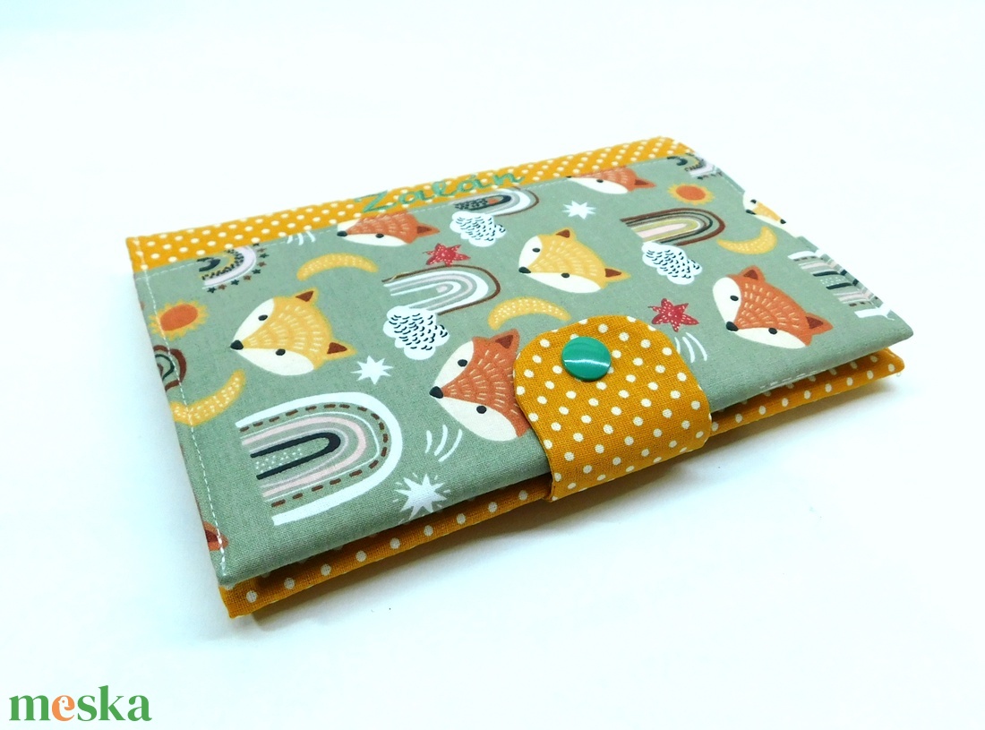 Rókás egészségügyi kiskönyv borító névhímzéssel - eü textil borító névvel - otthon & életmód - papír, írószer - Meska.hu