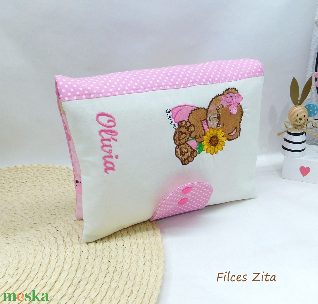 Hímzett macis pelenkarendező - macis pelenkatáska - táska & tok - pelenkatáska - pelenkatartó tok - Meska.hu