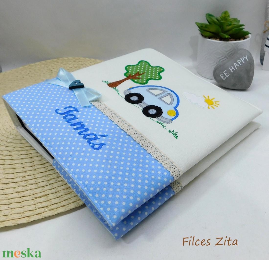 Autós fotóalbum hímzett névvel - autós album névhímzéssel  - otthon & életmód - papír, írószer - album & fotóalbum - Meska.hu
