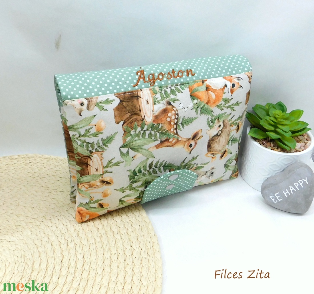 Erdei állatos pelenkatáska -  pelenkatartó tok névhímzéssel - táska & tok - pelenkatáska - pelenkatartó tok - Meska.hu