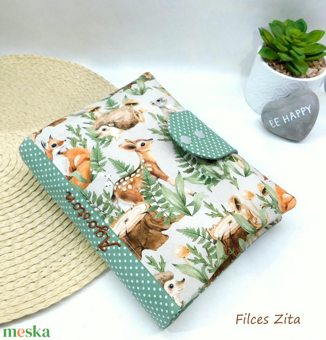 Erdei állatos pelenkatáska -  pelenkatartó tok névhímzéssel - táska & tok - pelenkatáska - pelenkatartó tok - Meska.hu