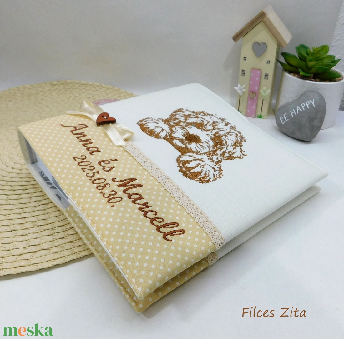 Kutyás hímzett névre szóló fotóalbum  - otthon & életmód - papír, írószer - album & fotóalbum - Meska.hu