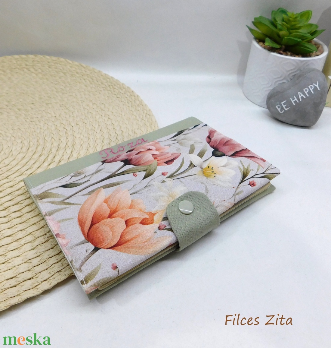 Virágos egészségügyi kiskönyv borító - névhímzéssel is  - baba - mama - babaemlékek - egészségügyi kiskönyv borító - Meska.hu