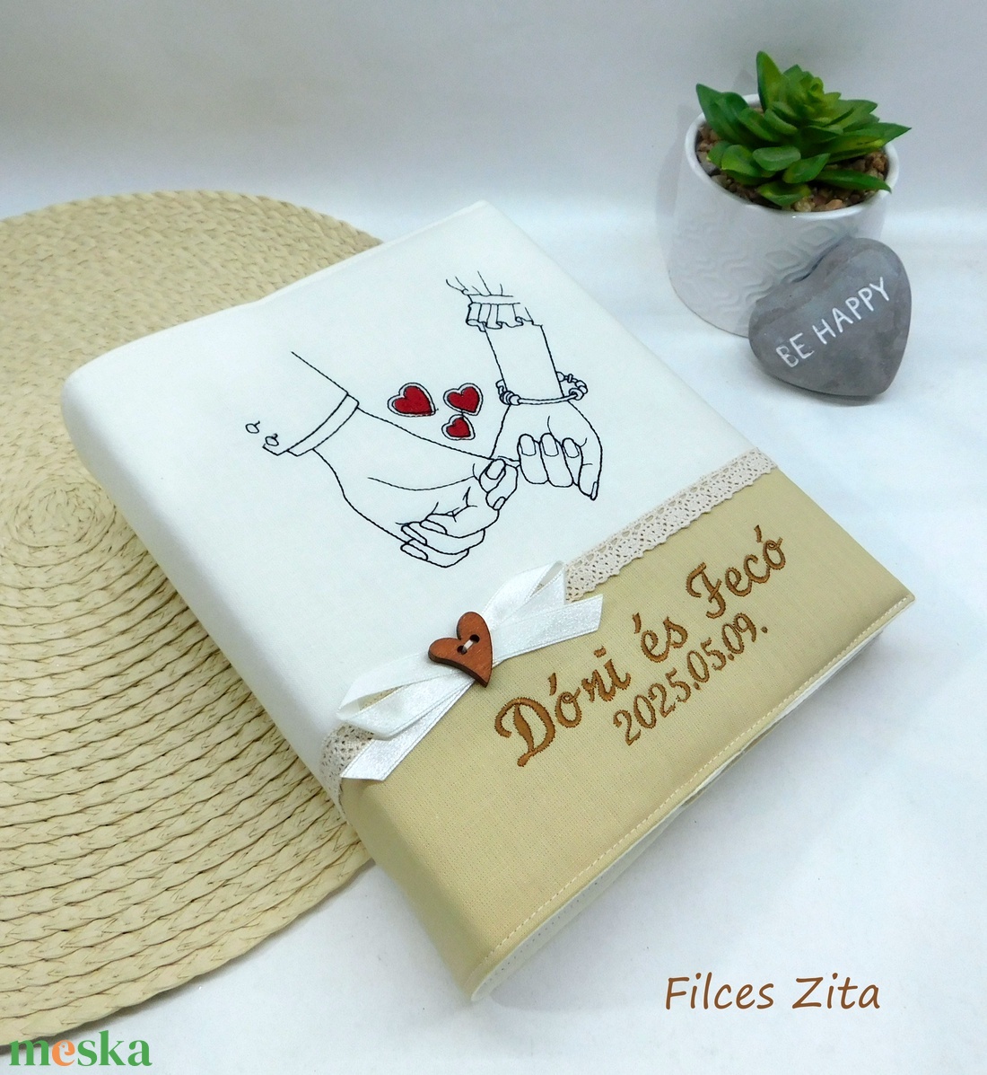 Esküvői hímzett fotóalbum - vintage esküvői album névhímzéssel - esküvő - emlék & ajándék - album & fotóalbum - Meska.hu