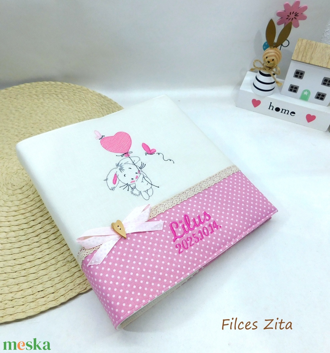 Nyuszis fotóalbum  - babaalbum névhímzéssel - nyuszis fényképalbum - otthon & életmód - papír, írószer - album & fotóalbum - Meska.hu