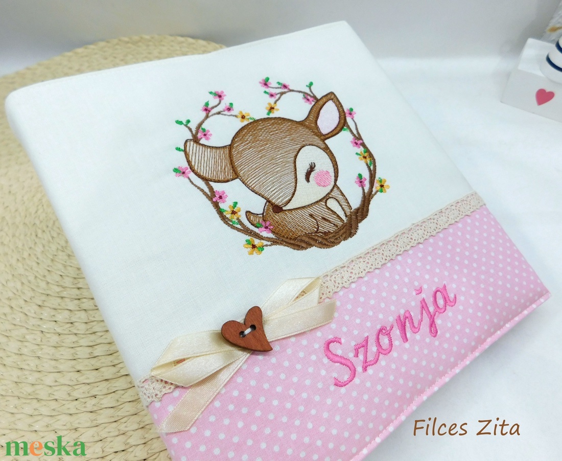 Őzikés névre szóló  baba fotóalbum - textil fényképalbum hímzett névvel - otthon & életmód - papír, írószer - album & fotóalbum - Meska.hu