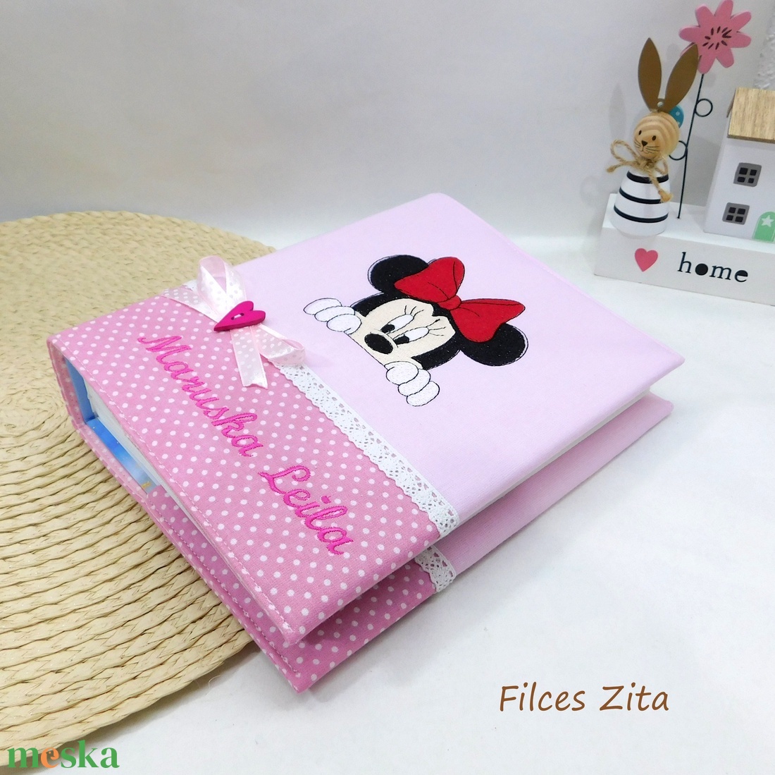Minnie egeres  hímzett baba fotóalbum - textil fényképalbum névhímzéssel - egyedi babaalbum - otthon & életmód - papír, írószer - album & fotóalbum - Meska.hu