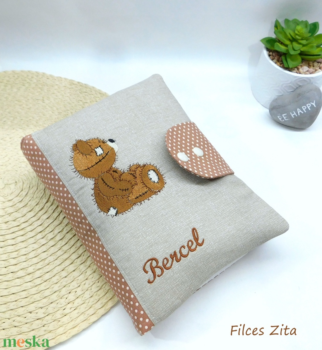 Macis pelenkázó neszesszer - névre szóló pelenkatáska- pelenkatartó táska  - baba - mama - pelenkázó, babafürdető kellékek - pelenkázó neszeszer, pelenkatartó - Meska.hu