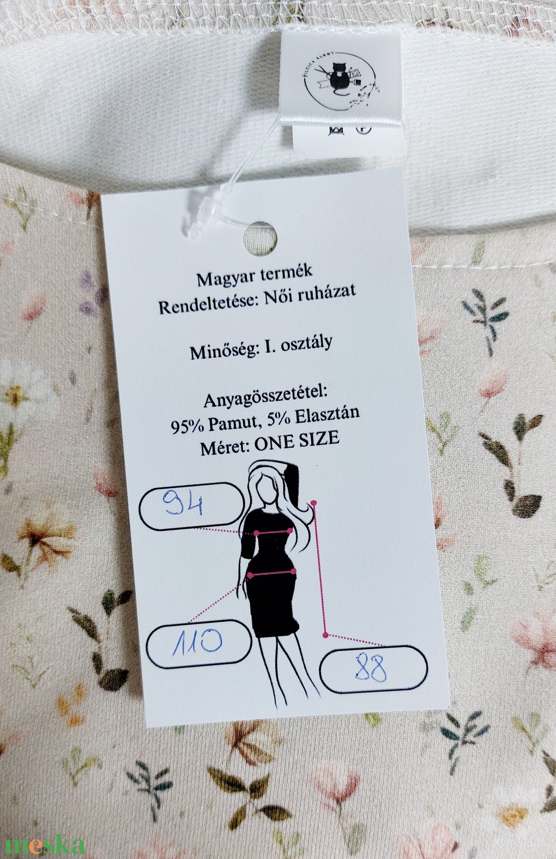 Bézs - Virágok pamut pólóruha + ajándék hajgumi - ruha & divat - női ruha - ruha - Meska.hu