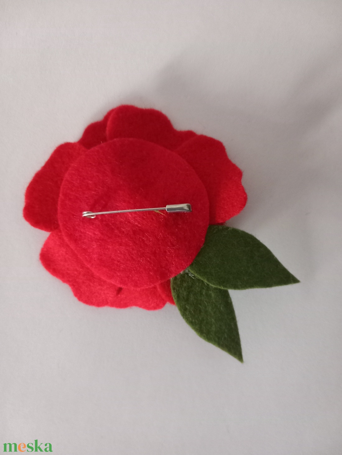 Kokárda kitűző - ékszer - kitűző és bross - kitűző - Meska.hu Kokárda kitűző - ékszer - kitűző és bross - kitűző - Meska.hu