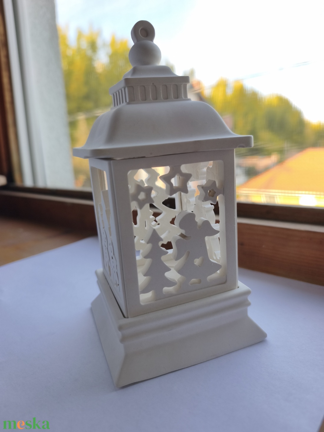 Hófehér kerámia karácsonyi lámpás, kézműves áttört lampion mécsestartó - karácsony - karácsonyi lakásdekoráció - karácsonyi gyertyás asztaldísz - Meska.hu