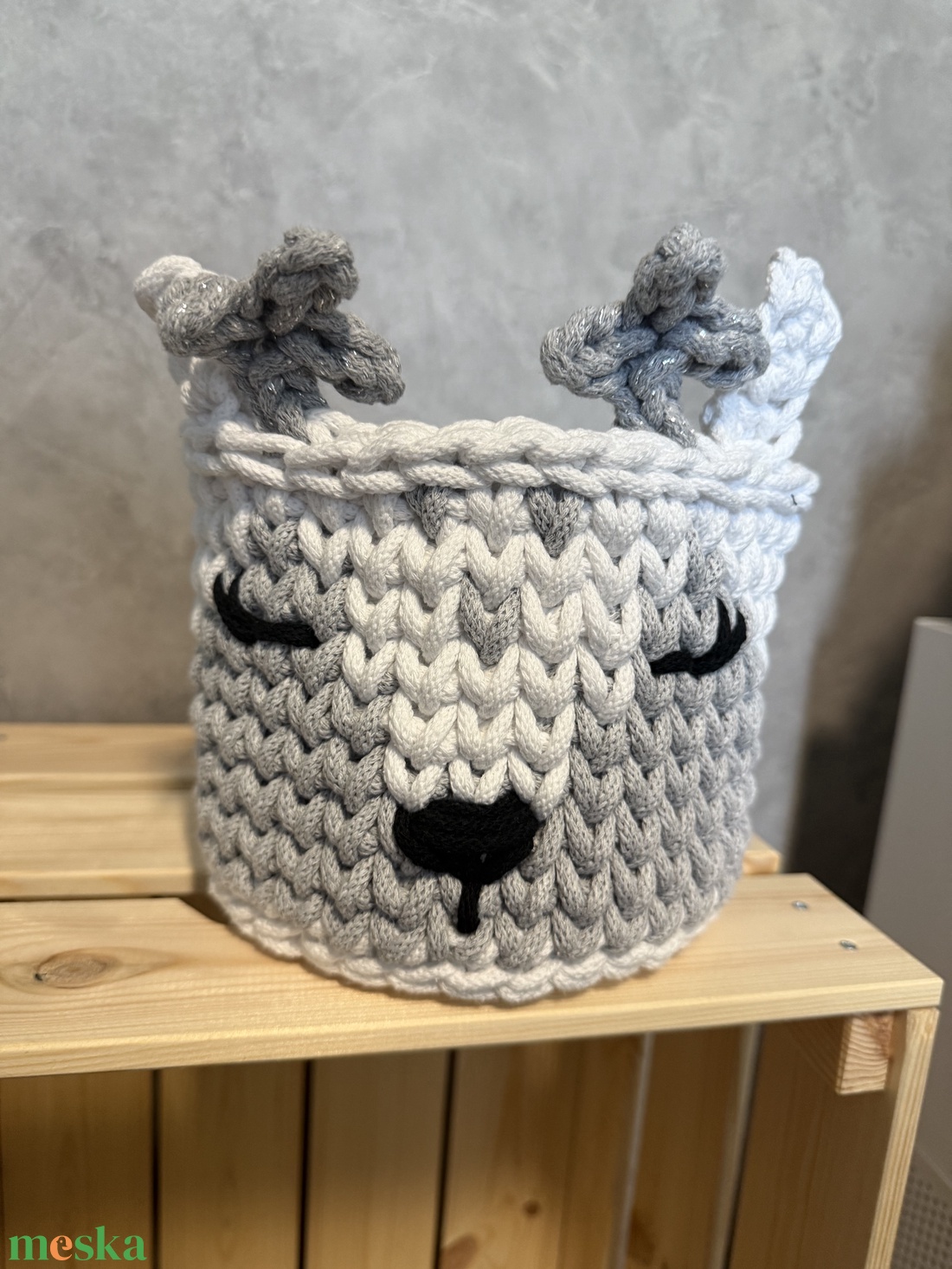 Horgolt őzike - baba - mama - babaszobabútor - játéktároló - Meska.hu