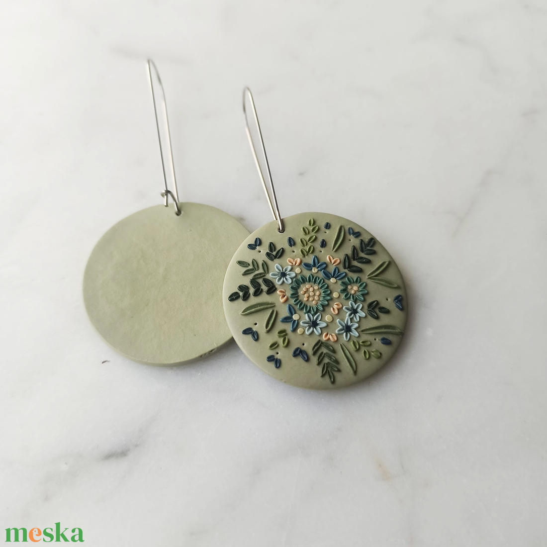 Virágos fülbevaló - ékszer - fülbevaló - lógó fülbevaló - Meska.hu