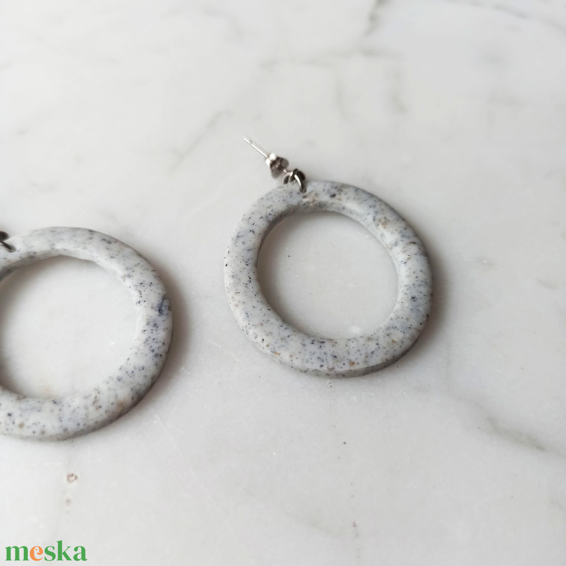 Ovális  bedugós fülbevaló - ékszer - fülbevaló - lógó fülbevaló - Meska.hu