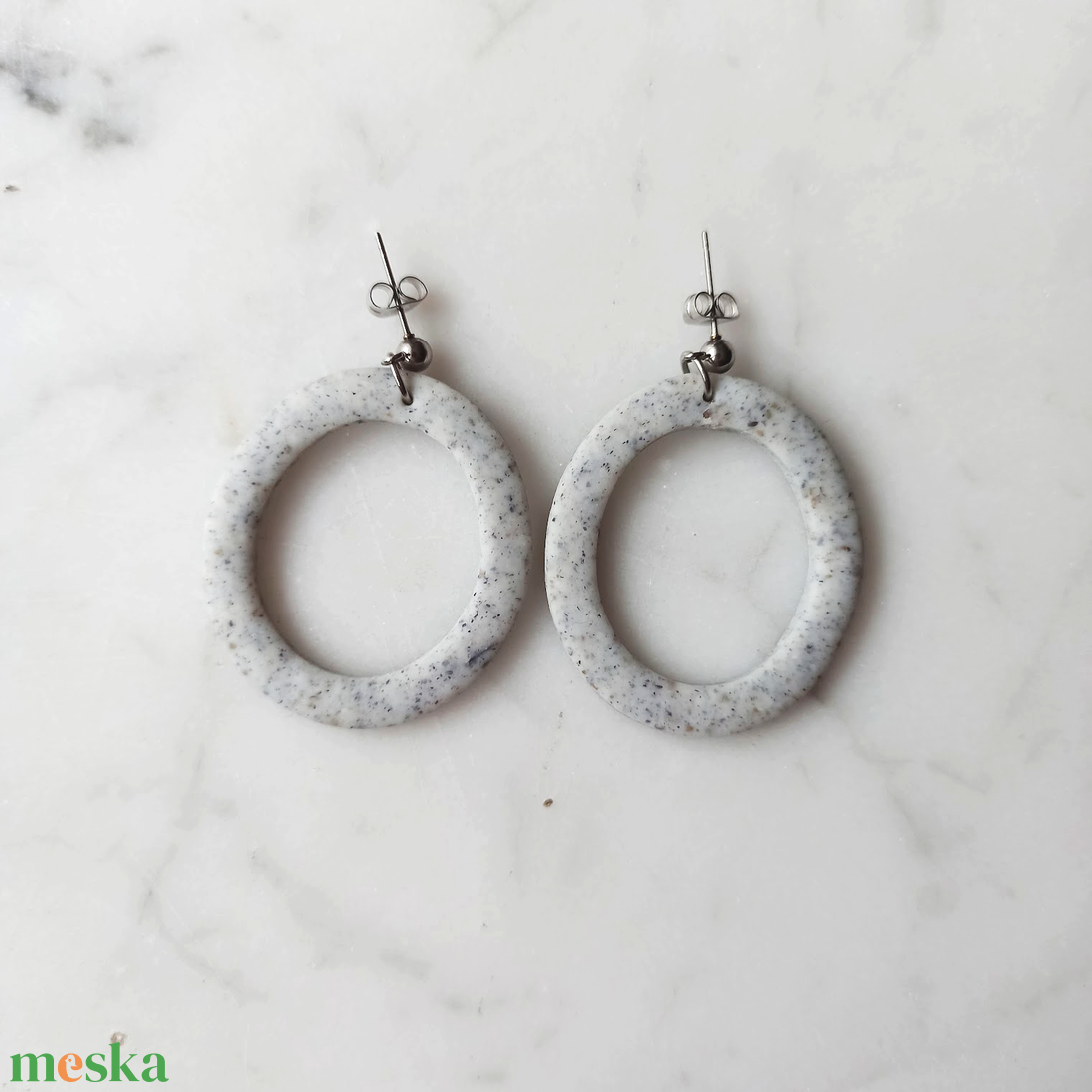 Ovális  bedugós fülbevaló - ékszer - fülbevaló - lógó fülbevaló - Meska.hu