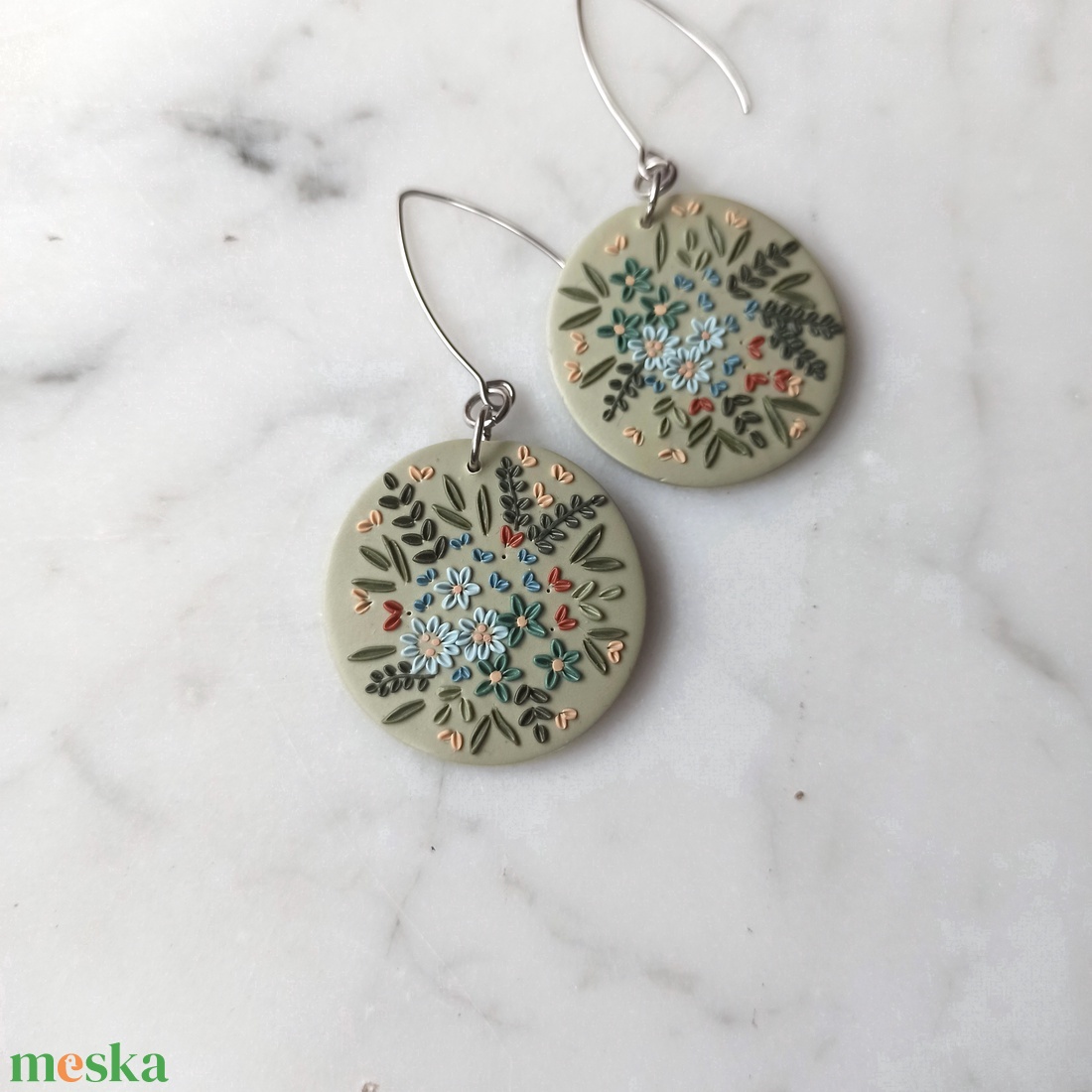 Virágos fülbevaló - ékszer - fülbevaló - lógó fülbevaló - Meska.hu