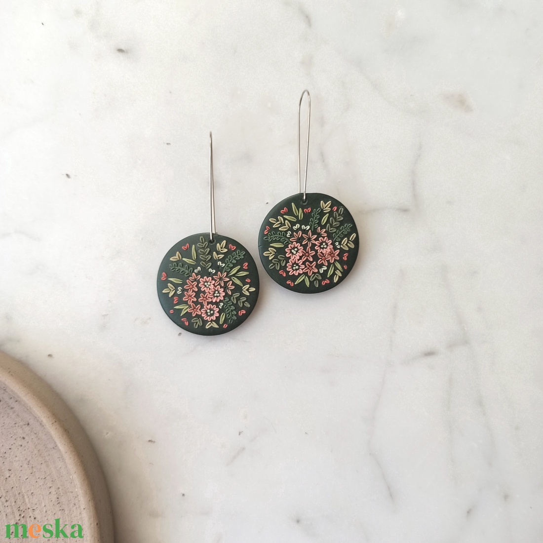 Virágos fülbevaló - ékszer - fülbevaló - lógó fülbevaló - Meska.hu
