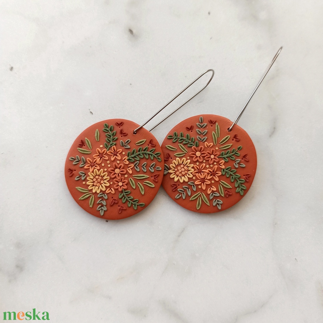 Virágos fülbevaló - ékszer - fülbevaló - lógó fülbevaló - Meska.hu