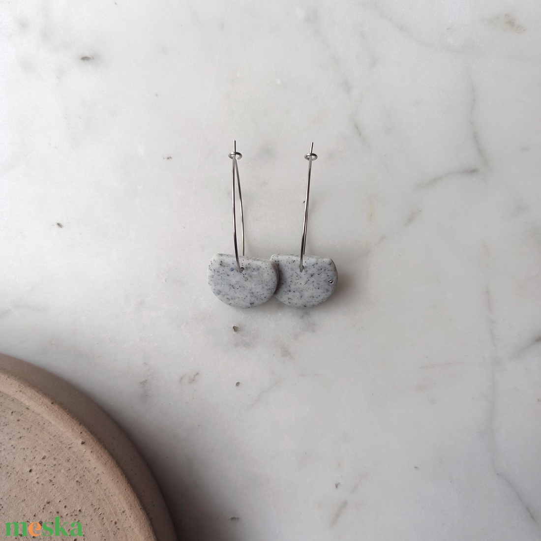 Félkör karika gyurma fülbevaló - ékszer - fülbevaló - karika fülbevaló - Meska.hu