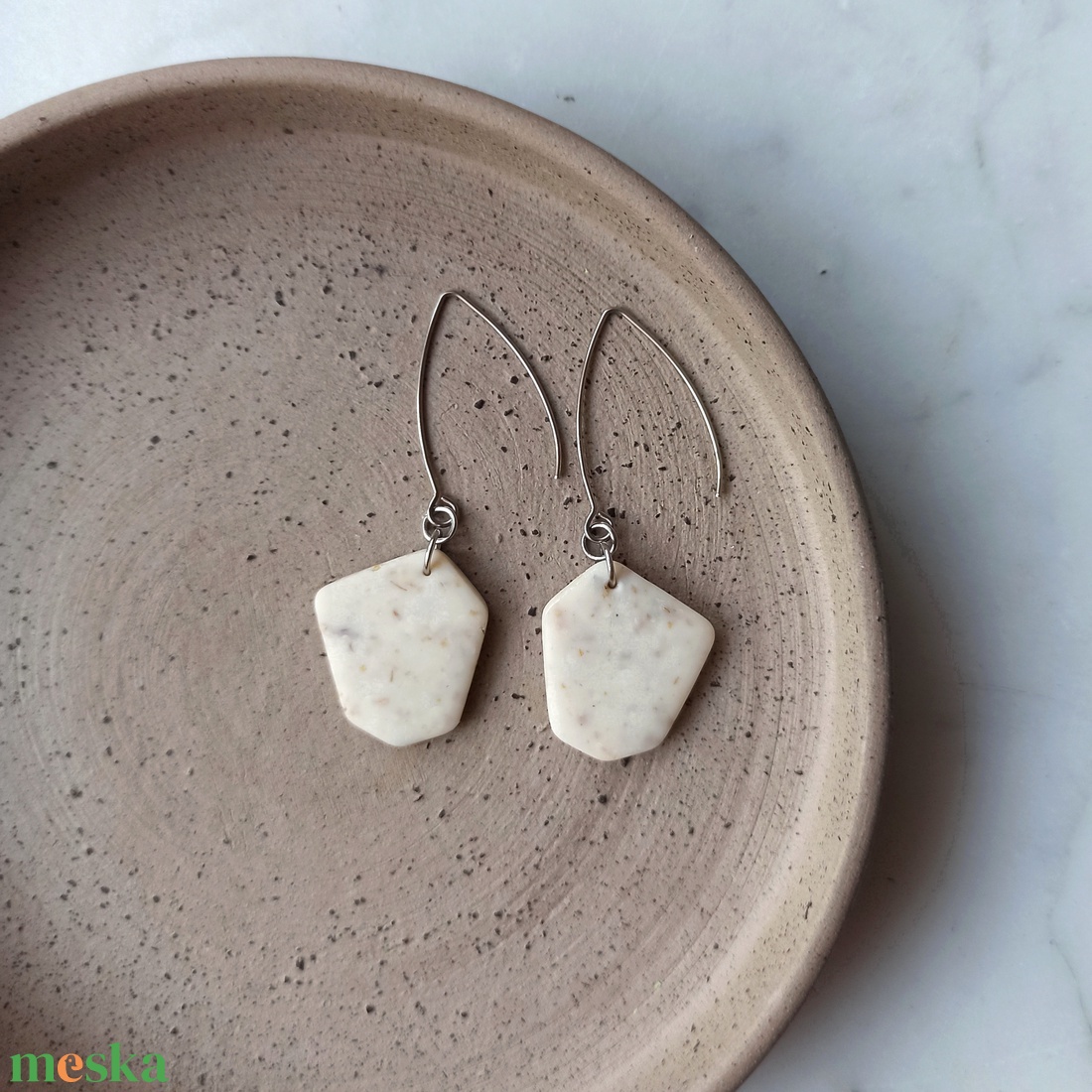 Szögletes fülbevaló - ékszer - fülbevaló - lógó fülbevaló - Meska.hu