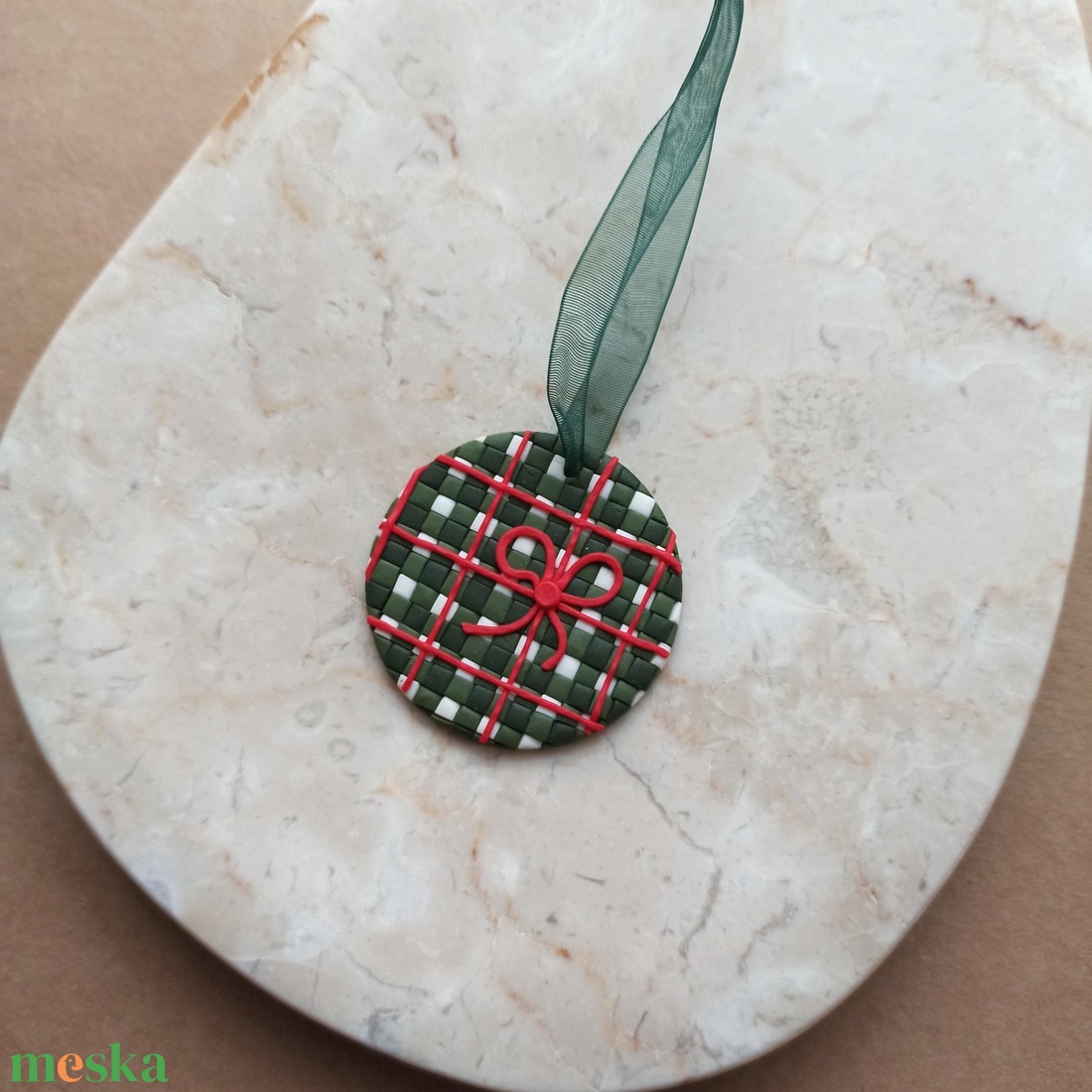 Gyurma karácsonyfadísz - ajándék - karácsony - karácsonyi lakásdekoráció - karácsonyfadíszek - Meska.hu